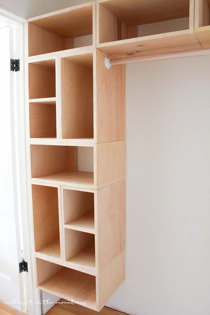 Полки встроенного шкафа фото Flash Discount DIY Custom Closet Shelving Tutorial, closet shelving