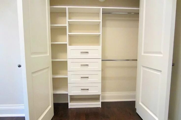 Полки встроенного шкафа фото Image result for ideas for reach in closets Closet inserts, Smart closet, Storag