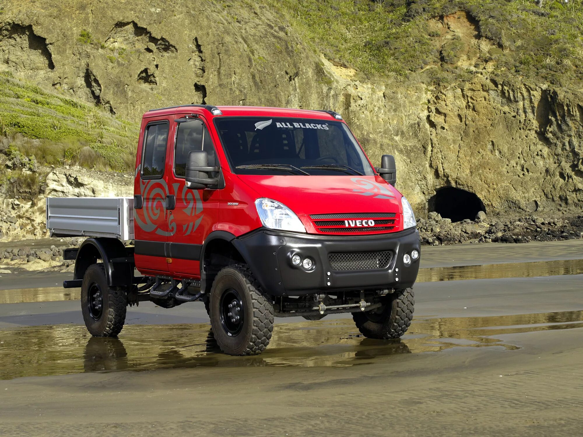 Полноприводные автомобили фото цена IVECO Daily 4 поколение 4x4 борт 4-дв.