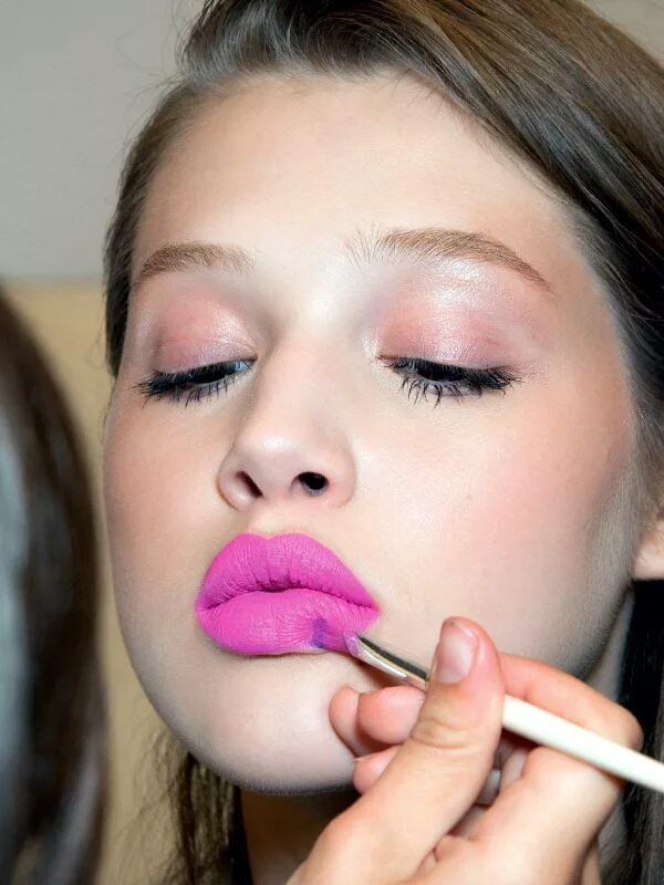 Полные губы макияж lavender lips - awesome color. Wedding lipstick, Perfect lipstick color, Bright 