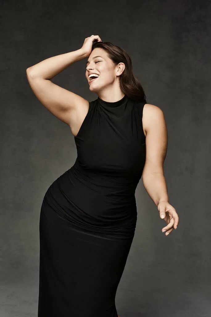 Полные руки фото Dressbarn Launches an Empowering Campaign Starring Ashley Graham