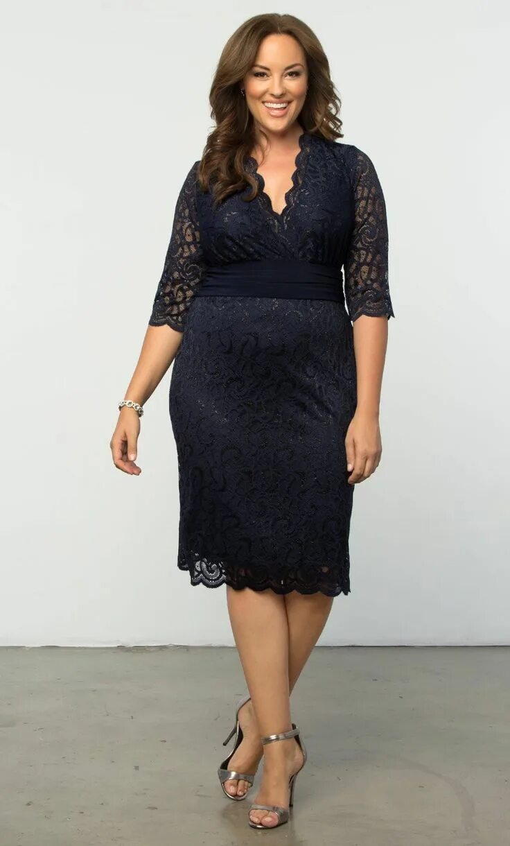 Полные руки фото Pin by Cristy Conners on Plus size cocktail dresses Plus size lace dress, Plus s