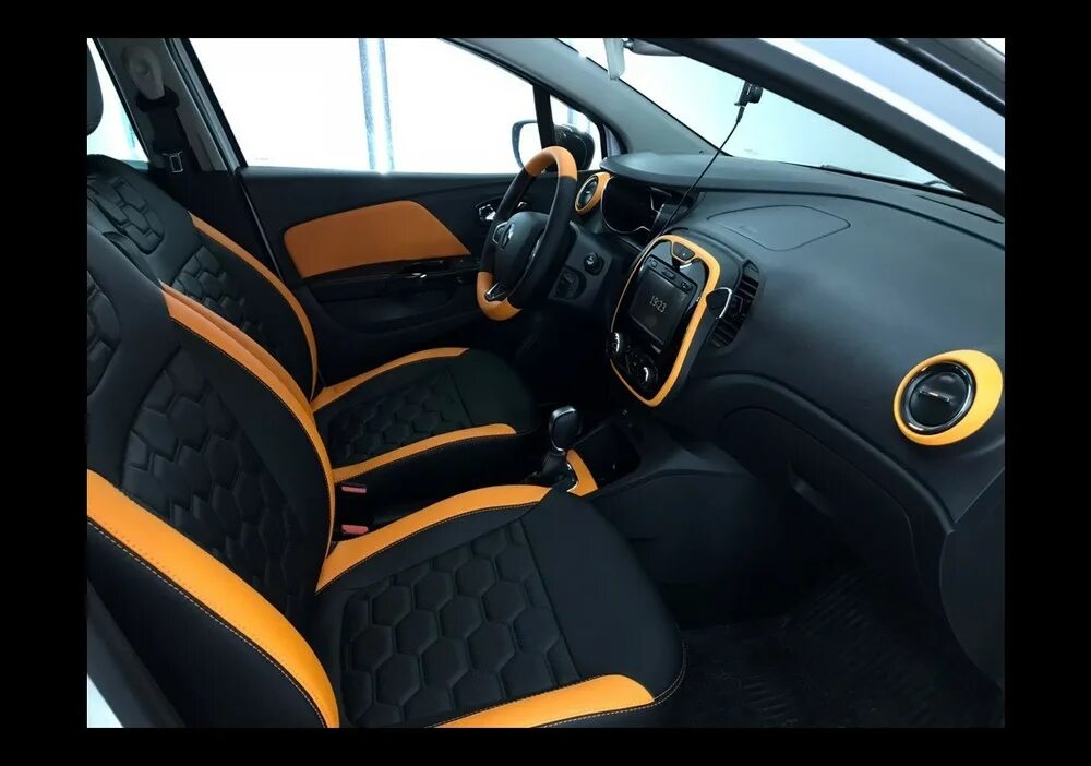 Полный тюнинг авто салона рено Перетяжка салона Renault Logan