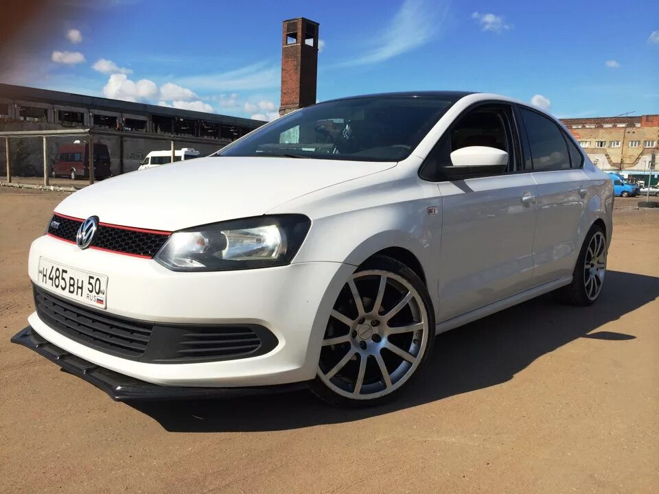 Поло диски фото Поменял Свои диски На Sportec Диски - Volkswagen Polo Sedan, 1,6 л, 2013 года ко