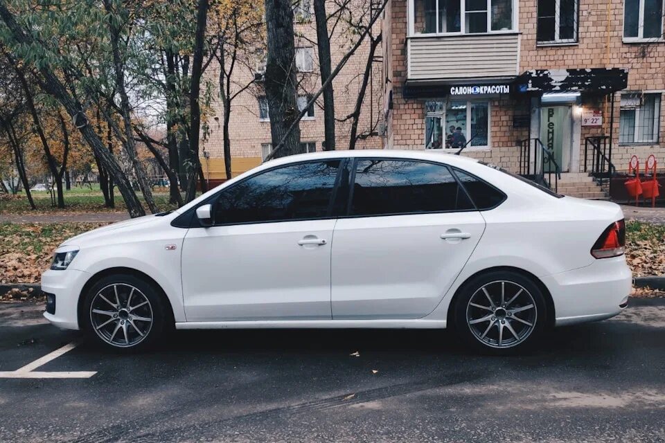 Поло на 17 дисках фото Установка дисков R17 на Polo Sedan - Volkswagen Polo Sedan, 1,6 л, 2016 года кол