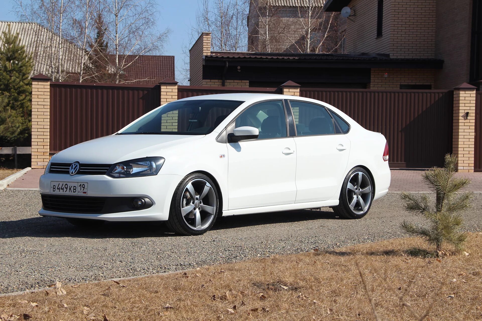 Поло на дисках r16 фото 78. Уже не первый Polo Sedan на Rotor R 17 5 100 Фотосет весенний) - Volkswagen 