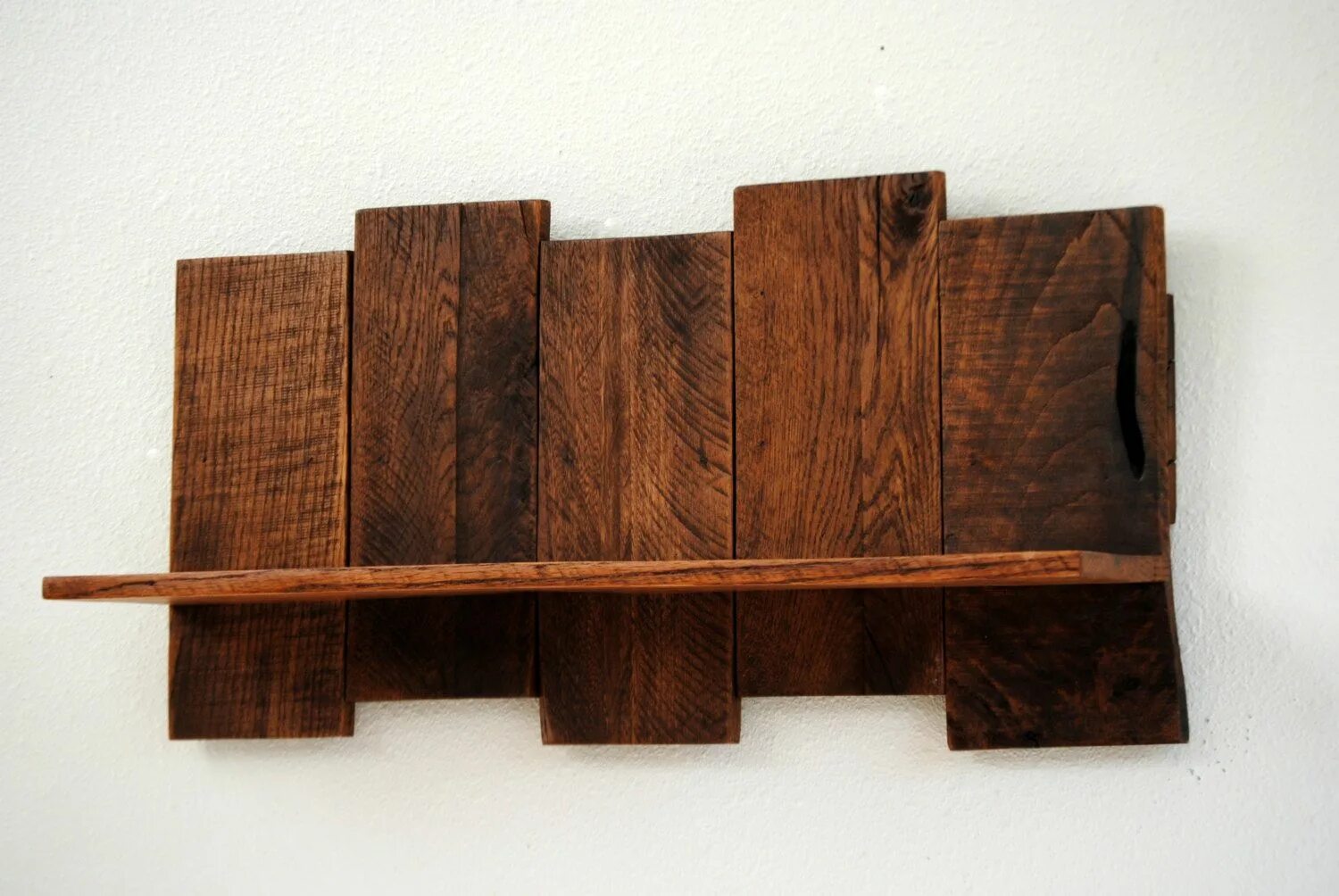 Полочка из дерева фото pallet wood decor shelf - Google Search Diy wall shelves, Wood wall decor, Wood 