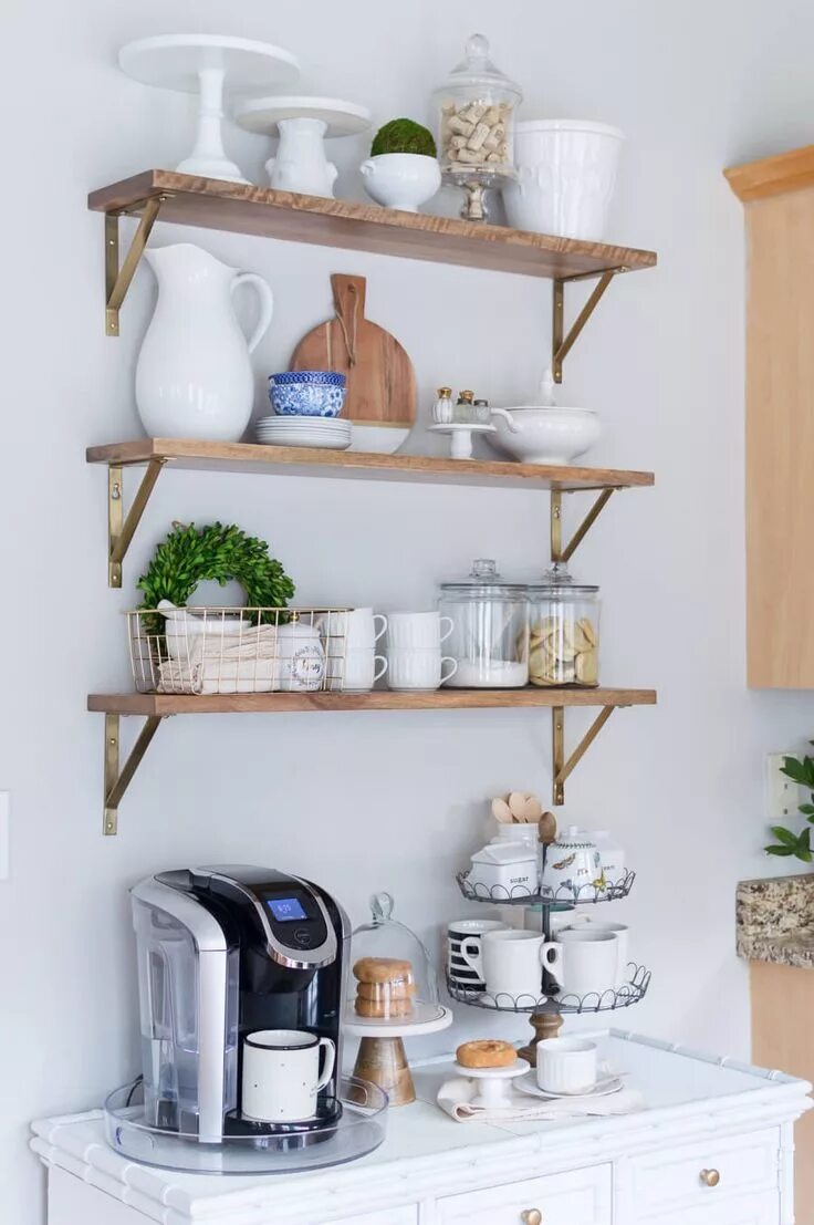 Полочки на кухне фото Styling 101: Styling Open Shelves In The Kitchen Open kitchen shelves, Design yo