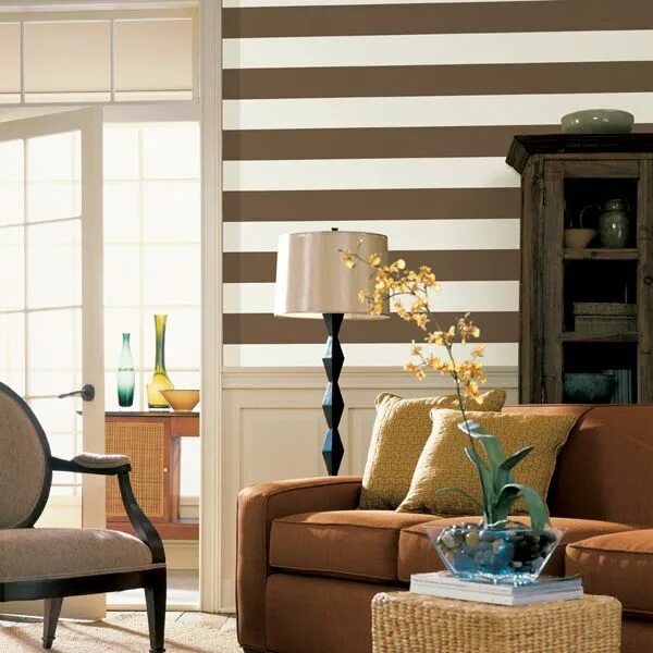 Полосатые стены в интерьере How to Use Stripes in Interior Design Interior Design & Decor Striped walls, Str