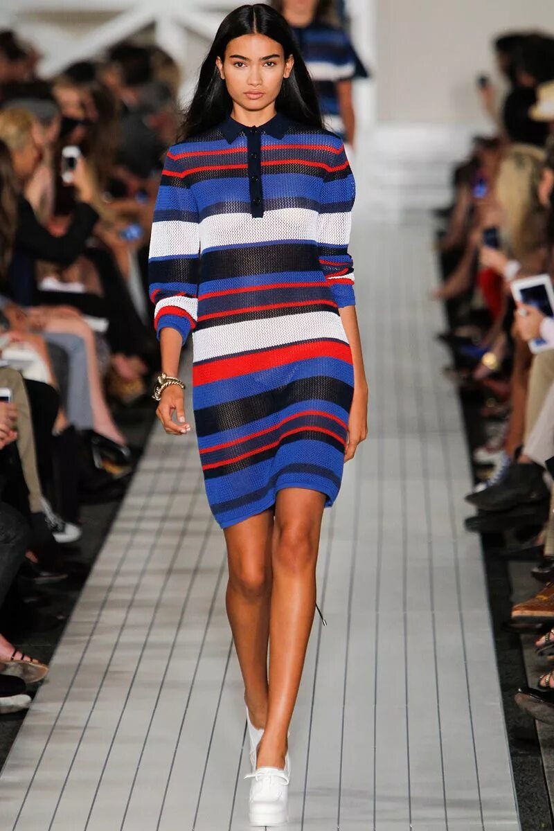 Полоска в одежде фото Tommy Hilfiger S/S 2013 - NYFW Stripes fashion, Strips fashion, Fashion