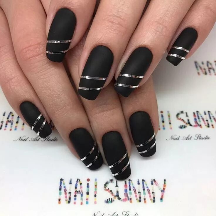 Полоски на черных ногтях фото Pin by Hodge Camille on Acrylic Nails Black acrylic nail designs, Black acrylic 