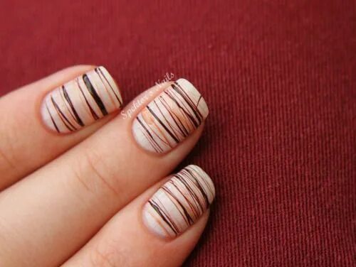 Полоски на ногтях дизайн фото This is the first sugar spun nail design I have seen that I liked Glitter fade n