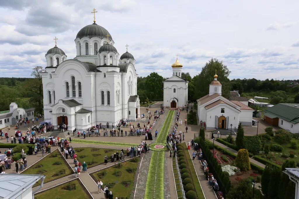 Полоцкий монастырь фото Патриарший Экзарх возглавил торжества в честь дня памяти преподобной Евфросинии,