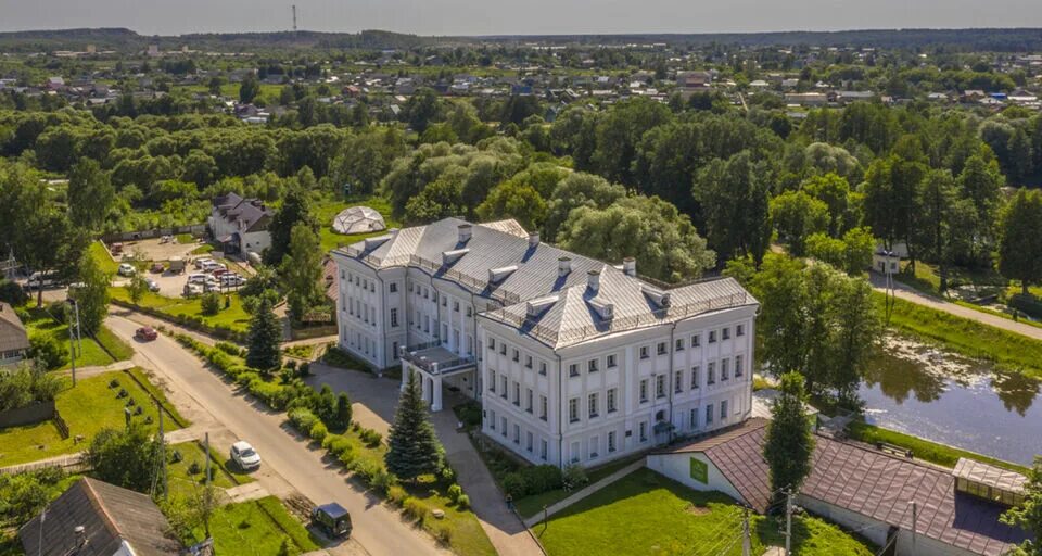 Полотняный завод фото поселка Экскурсия "Синеокая красавица (Калуга - усадьба Гончаровых Полотняный завод , об