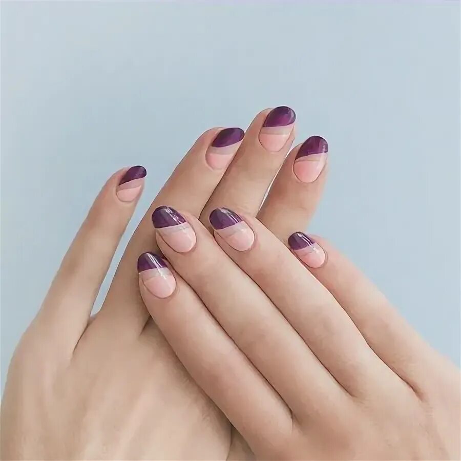 Половинчатый маникюр на короткие ногти фото nail art - Picture of Her Majesty's Pleasure, Toronto - Tripadvisor