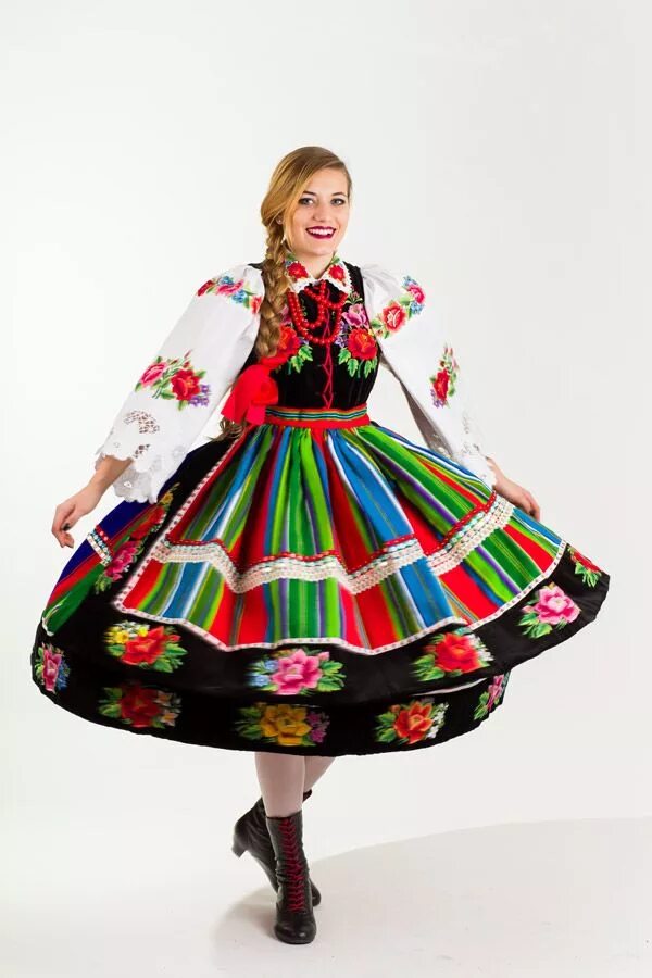 Польская женская мода Podobny obraz Polish traditional costume, Women wedding guest dresses, Polish cl