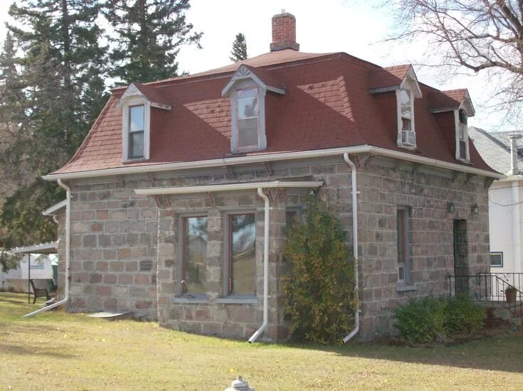 Полумансардная крыша фото 2- Mansard Gambrel style, Mansard roof, House roof