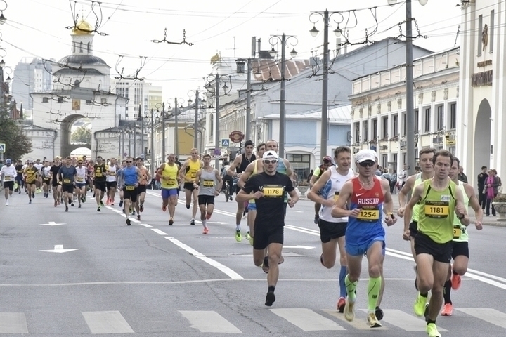 Полумарафон золотые ворота 2024 фото Во Владимире в четвертый раз прошел полумарафон "Золотые ворота" - МК Владимир