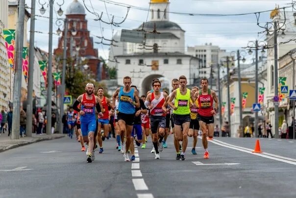 Полумарафон золотые ворота фото Владимирский полумарафон "Золотые ворота" уже в эти выходные! Забег состоится 9 