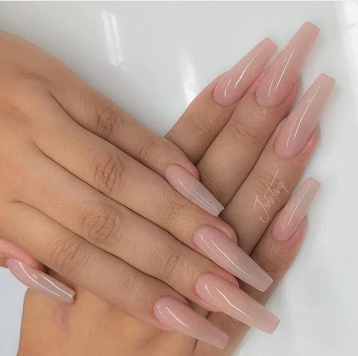 Полупрозрачный маникюр на длинные ногти квадратной формы Pin by BærbieAmbition on BARBIENAILS Long acrylic nails, Best acrylic nails, Nai