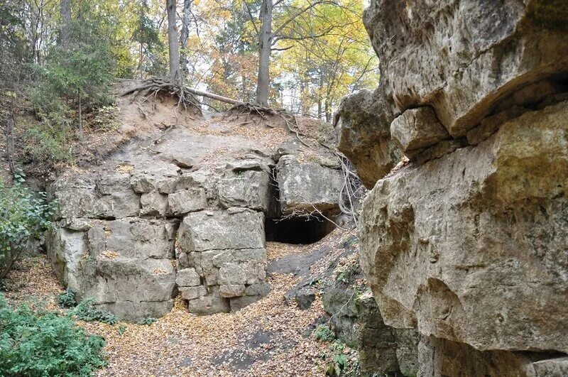 Полушкинские каменоломни река москва фото Полушкинские каменоломни. Рузский район, Московская область, 04.10.2014. - Из ме