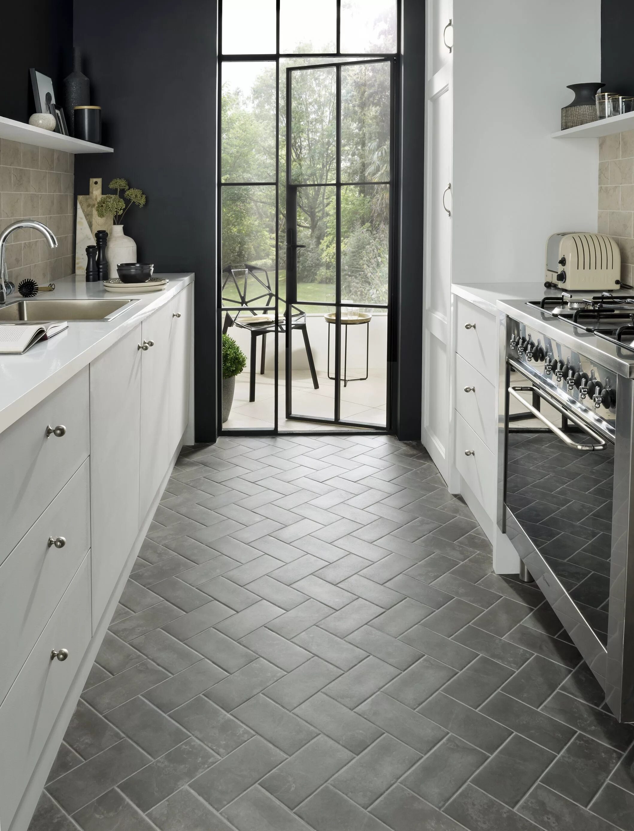 Полы на маленькой кухне плитка фото 15 small kitchen tile ideas Kitchen flooring, Kitchen floor plans, Kitchen floor