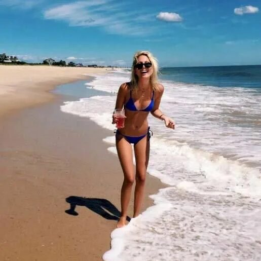 Поля полякова актриса фото в купальнике Princess Olympia of Greece says goodbye to summer in the Hamptons - HELLO! CANAD