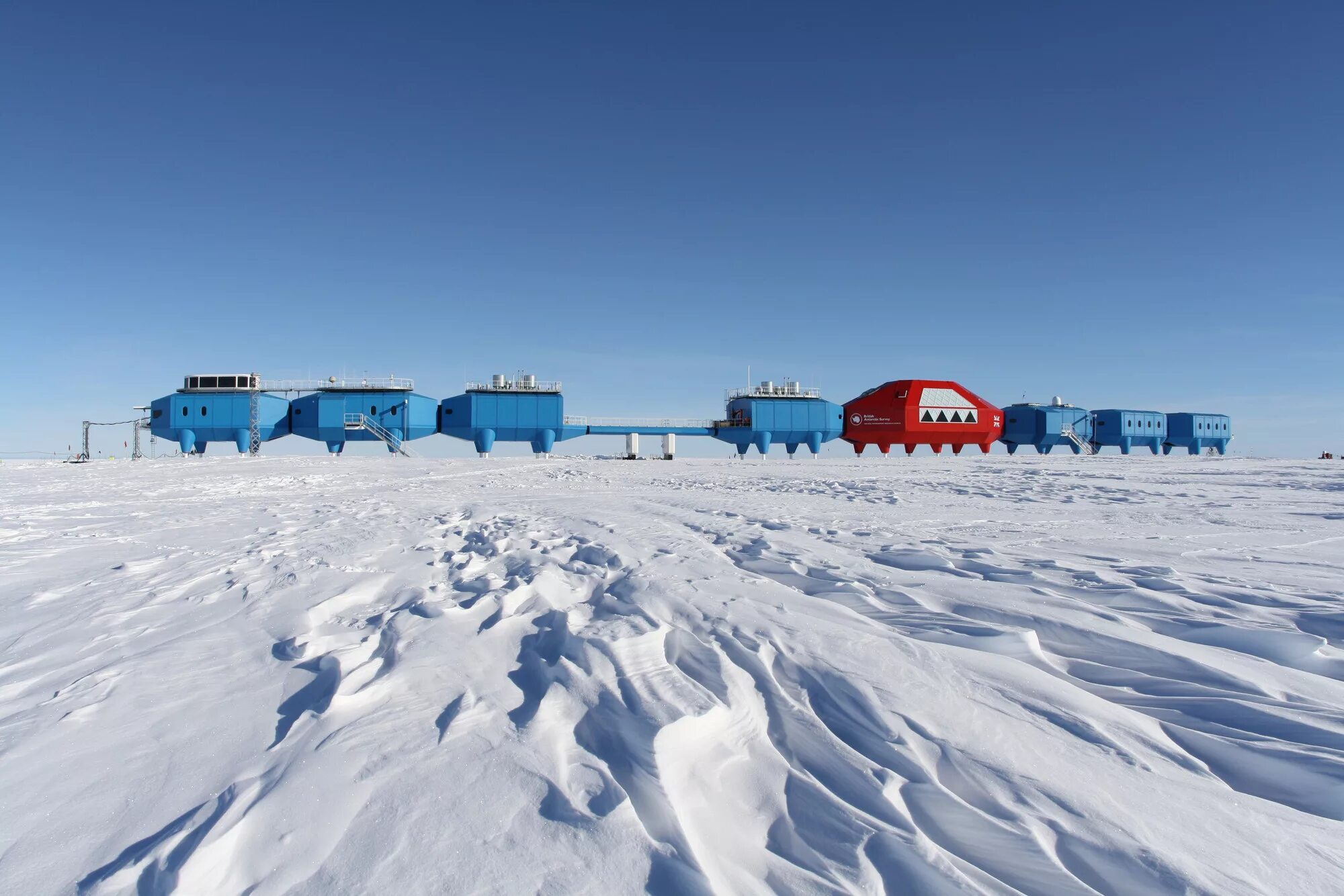 Полярные станции фото Gallery of The World’s First Relocatable Research Center Opens in Antarctica - 2