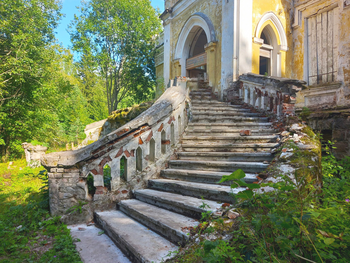 Поместье иванова в тверской области фото Заброшенная усадьба в Тверской области, куда не возят туристов. Путешествия с Ал