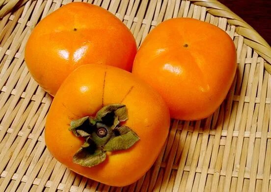 Помидора хурма фото и описание Persimmon - Japanese food glossary SAVOR JAPAN -Japanese Restaurant Guide