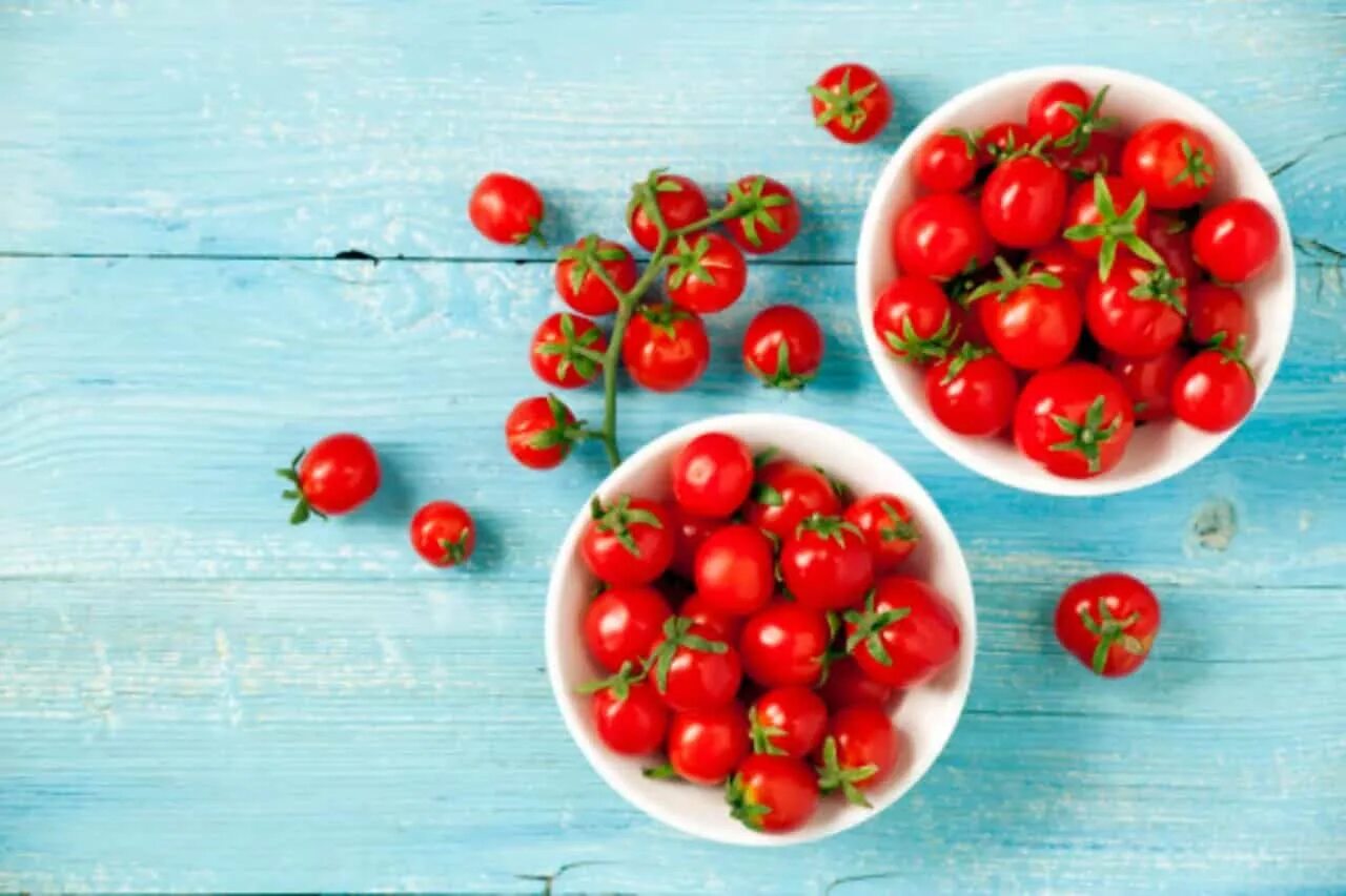 Помидоры черри рецепт фото Cherry Tomatoes Vs. Grape Tomatoes: Key Differences To Remember