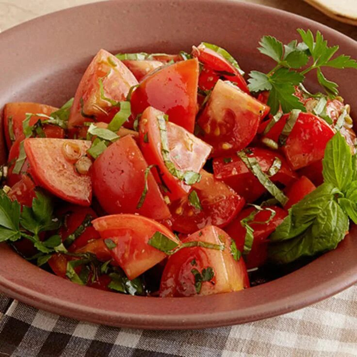 Помидоры салат фото Marinated Tomato Salad with Herbs Recipe Herb recipes, Food network recipes, Mar