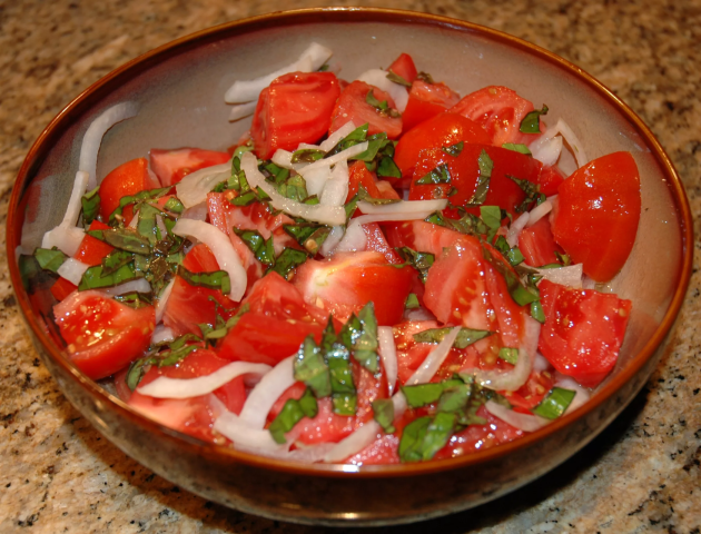 Помидоры салат фото Фотография Hungarian recipes, Hungarian cuisine, Tomato salad recipes