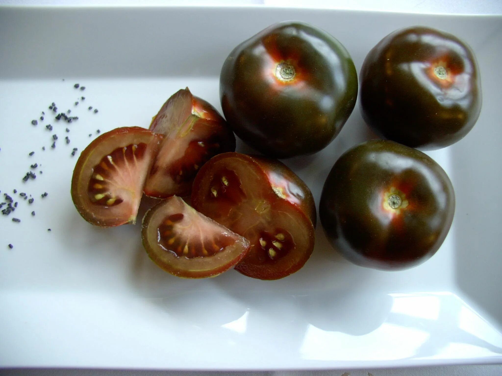 Помидоры сорт кумато фото black tomatoes Tomato seeds, Kumato, Heirloom tomato seeds