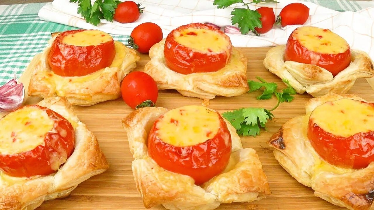 Помидоры в тесте рецепт с фото Слойки с фаршированными помидорами 12+ Puffs with the stuffed tomatoes 12+ - You