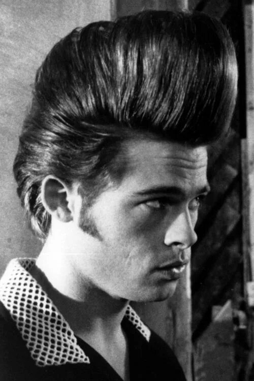 Помпадур прическа Brad Pitt in Johnny Suede (1991) Mens hairstyles, 80s men hairstyles, Brad pitt