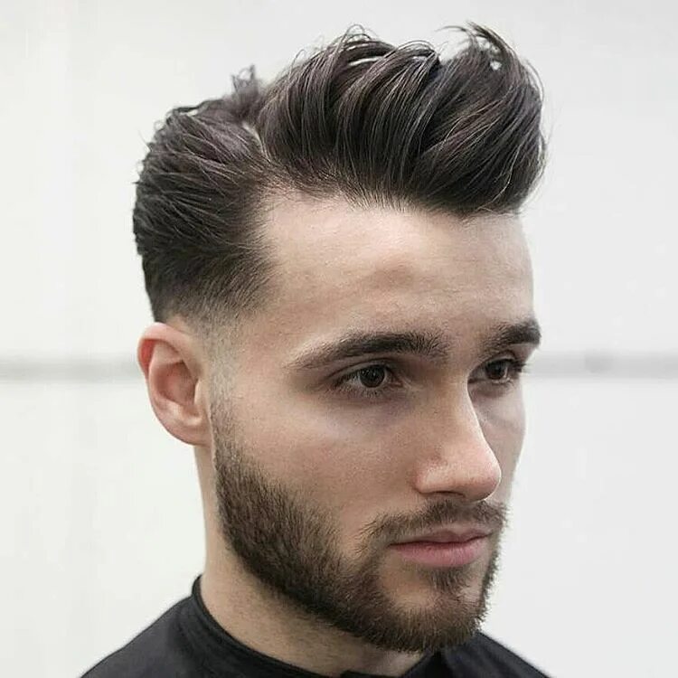 Помпадур стрижка мужская фото http://homensquesecuidam.com/cortes-de-cabelo-masculino-para-rosto-oval/ Cabelo 