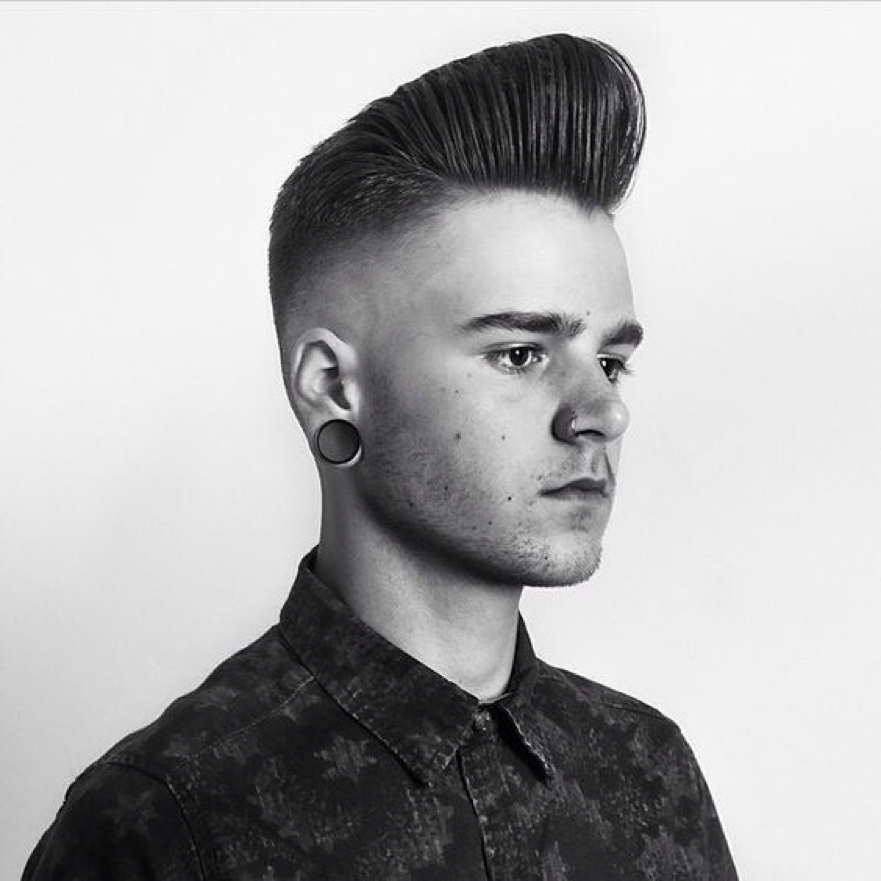 Помпадур стрижка мужская фото Bound For Style Pompadour haircut, Classic mens hairstyles, Pompadour