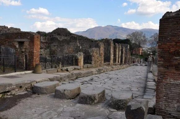 Помпеи фото города Pompeii Guide: 10 Things to Know Before Visiting the Ancient Roman City Fotos