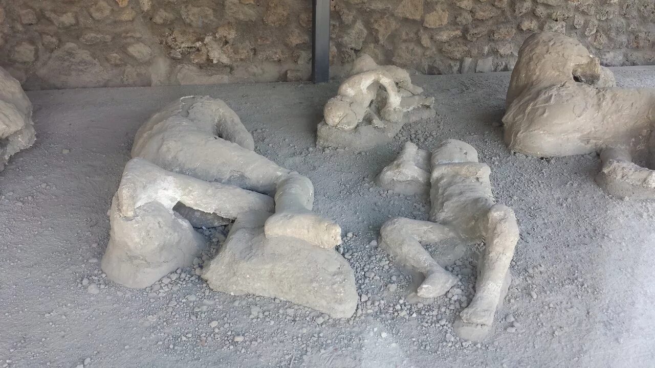 Помпеи история фото My Trip To Pompeii, Italy - The Vesuvius Eruption Preserved as well as Destroyed