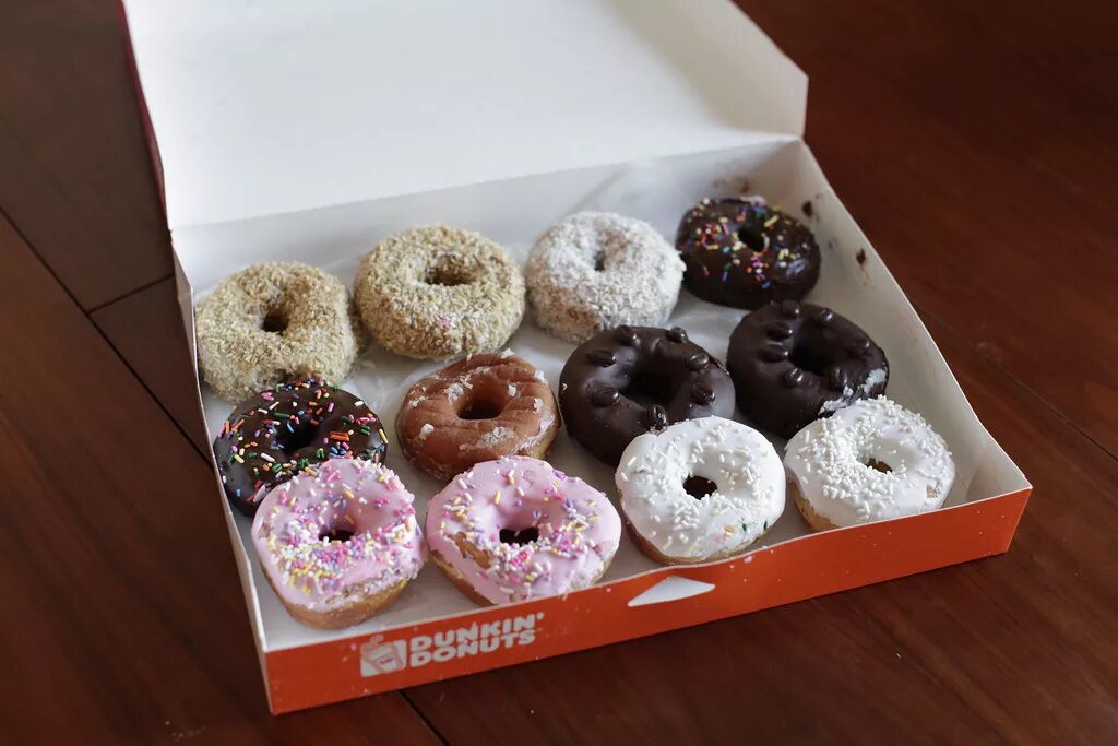 Пончики в коробке фото 11 мая 2010: Пончики из Dunkin' Donuts Сегодня в Москве от. Flickr