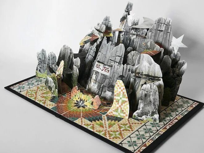 Поп ап фото A Mind-Blowing Pop-Up Book Shows China's Vanishing Tribes