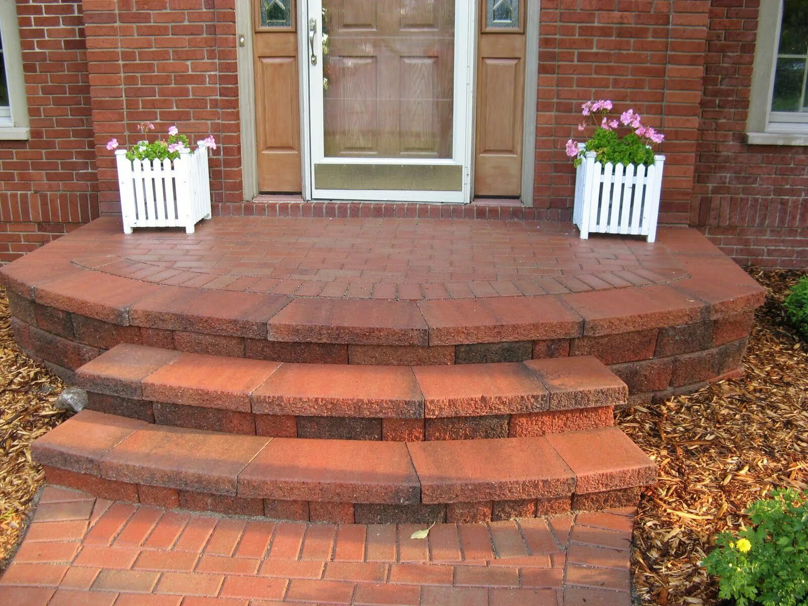 Порог дома варианты BRICK DOCTOR BILL Porch steps, Front porch steps, Patio