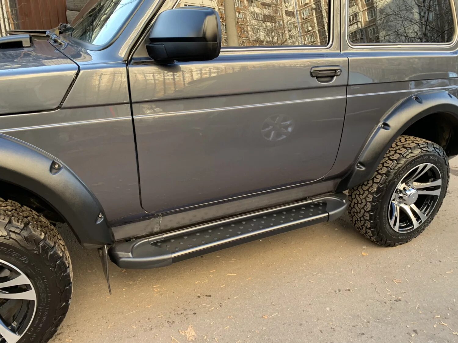 Пороги на ниву легенд фото Пороги/Насадка - Lada 4x4 3D, 1,7 л, 2017 года аксессуары DRIVE2