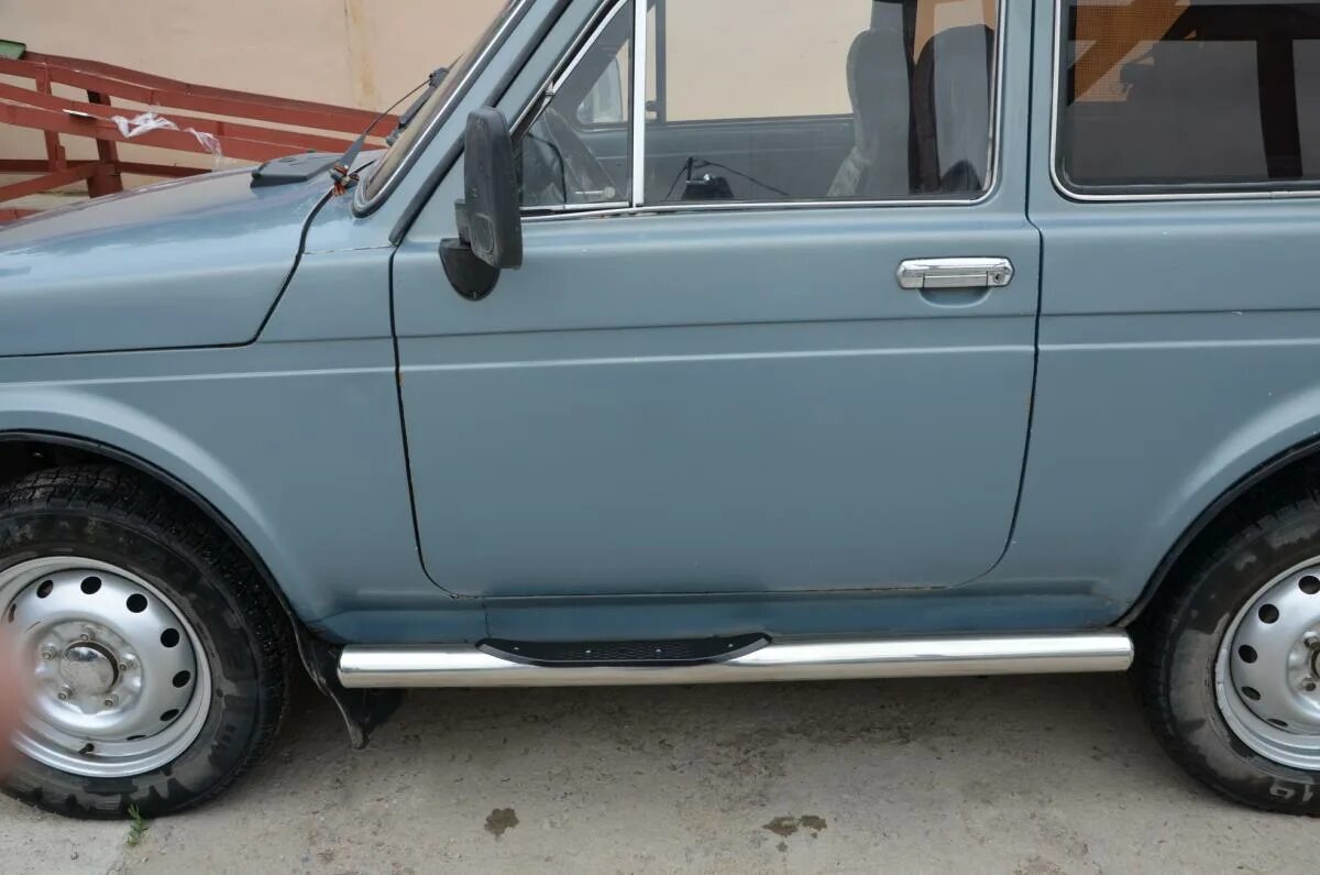 Пороги нива 2121 фото Пороги труба с проступью для автомобиля LADA Niva 2121, Россия CVNV.21.93 .Купит