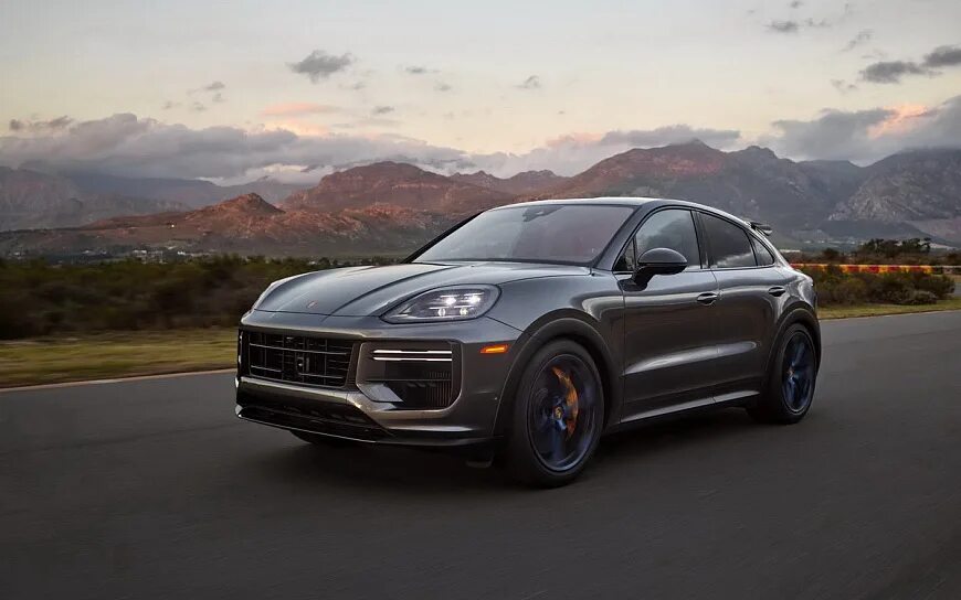 Порше кайен купе 2024 фото Новый Porsche Cayenne Coupe Turbo E-Hybrid GT купить у официальных дилеров в Мин