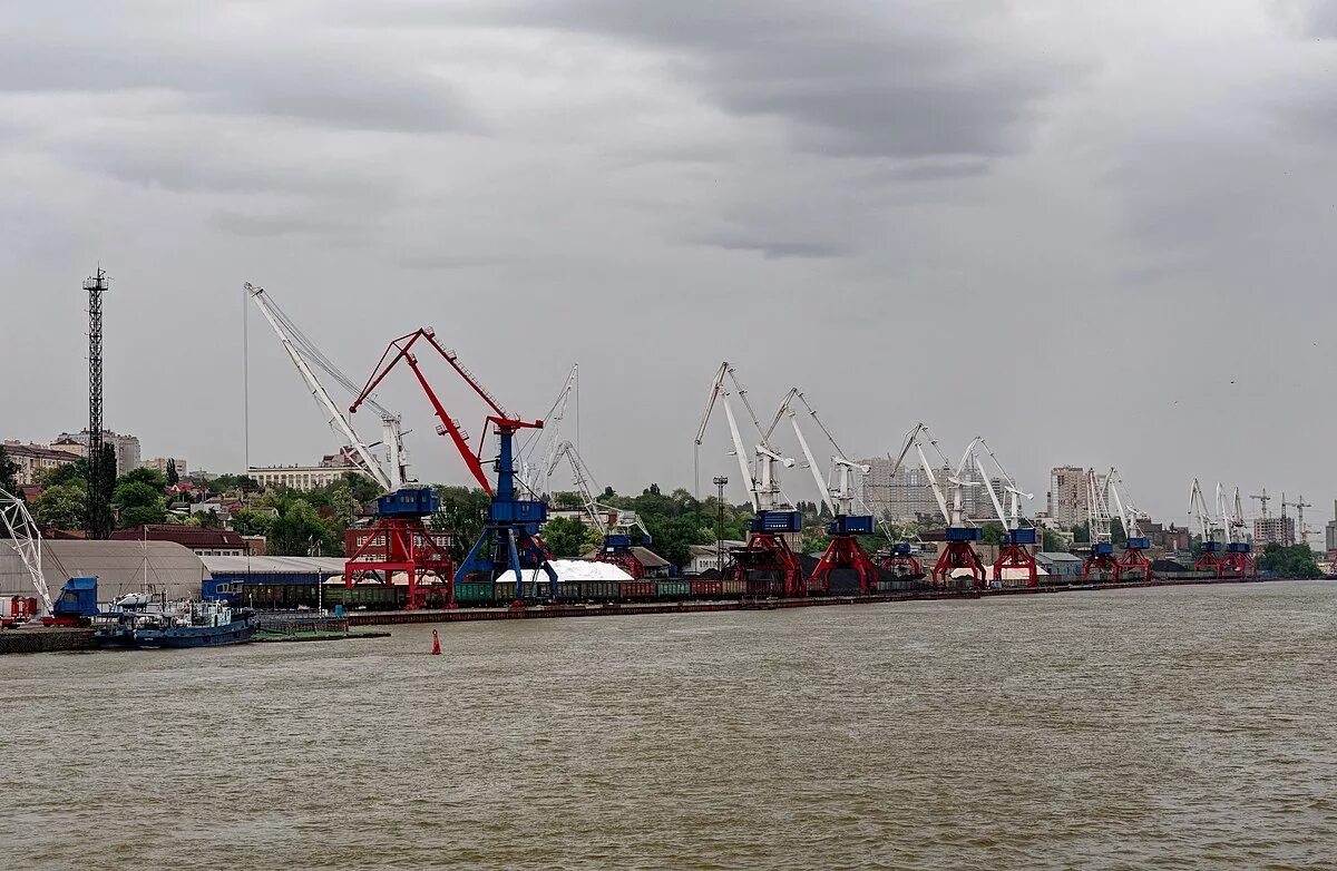 Порт в ростове на дону фото Файл:Don River. Port of Rostov-on-Don P5130275 2200.jpg - Википедия