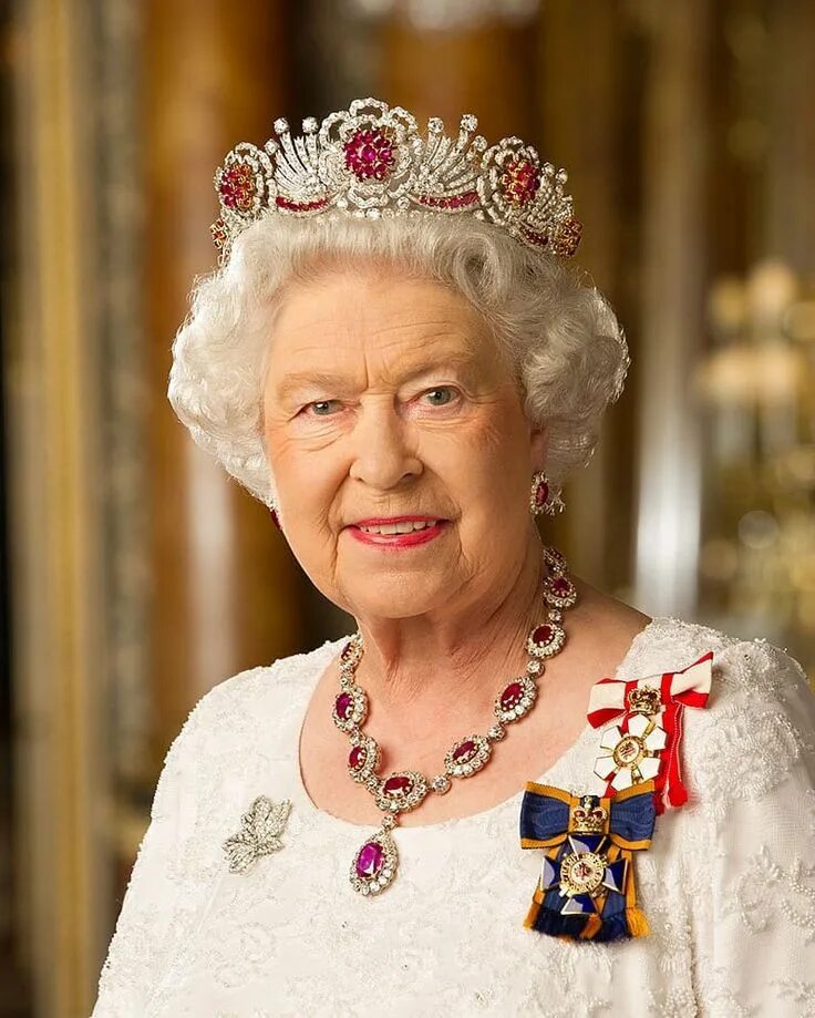 Портрет королева фото Official Diamond Jubilee portrait of Her Majesty The Queen, Queen of Canada, pho