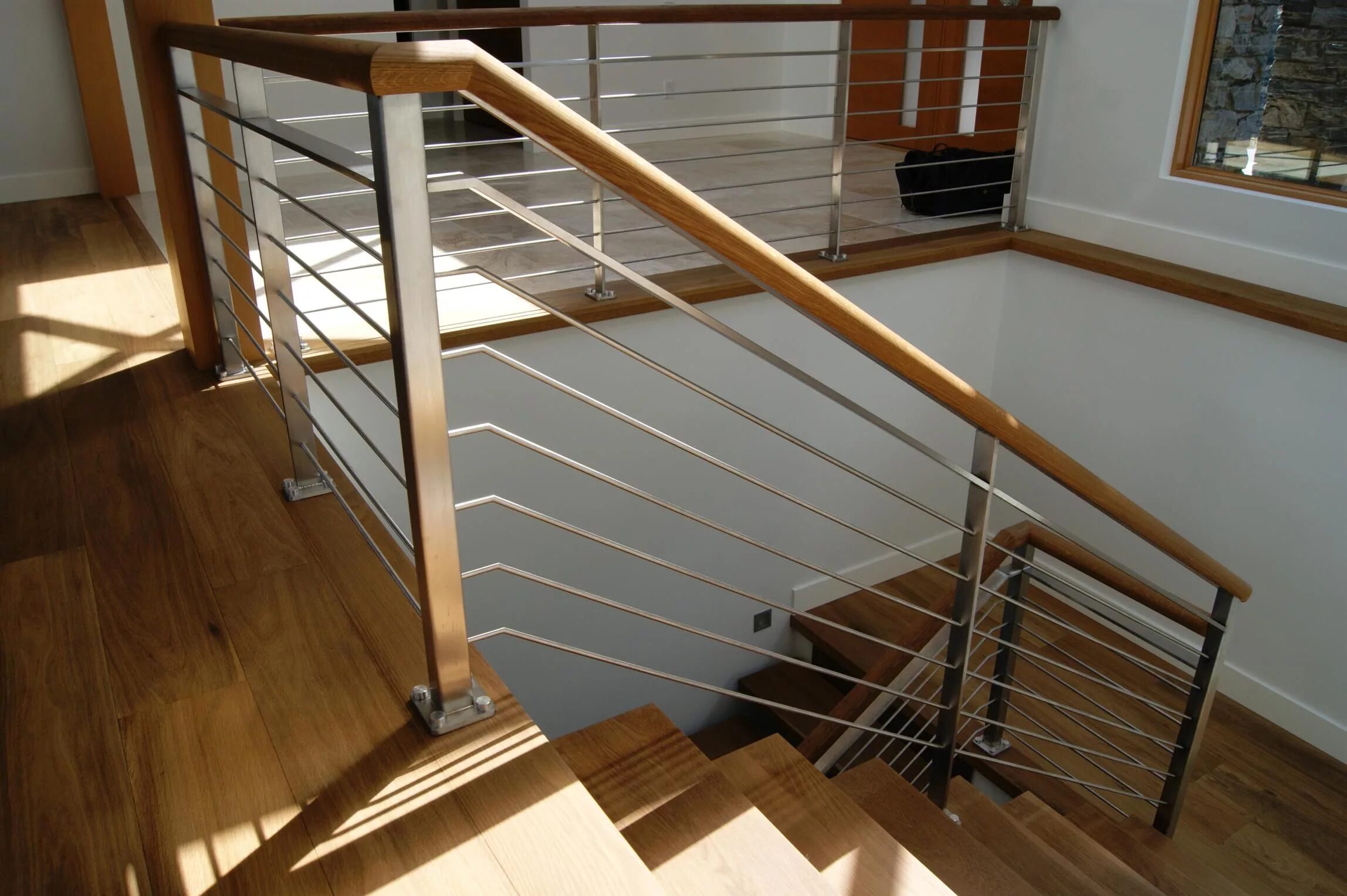 Поручни для лестницы в частном доме фото Interior Railing Designs Stair railing design, Indoor stair railing, Interior ra