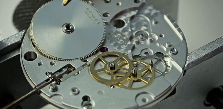 Порядок сборки часов Discover The Extraordinary Precision And Accuracy Of Watchmakers (Video)